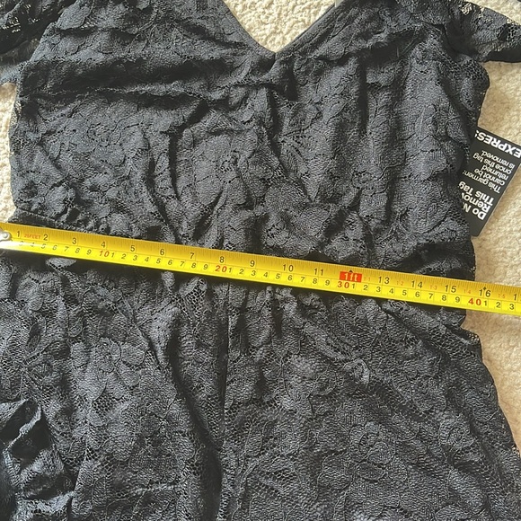 Express Lace Romper - Picture 5 of 6